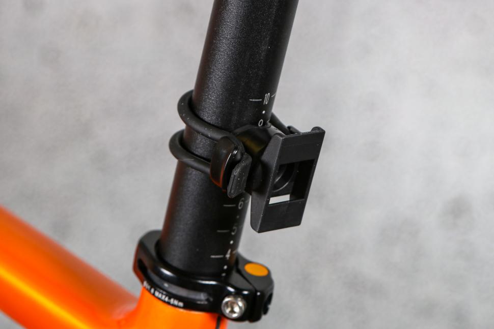 2024 Moon Zircon-R 90lm - mount 2.jpg