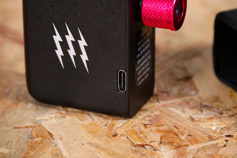 2024 Muc-Off AirMach Electric Mini Inflator - USB port.jpg