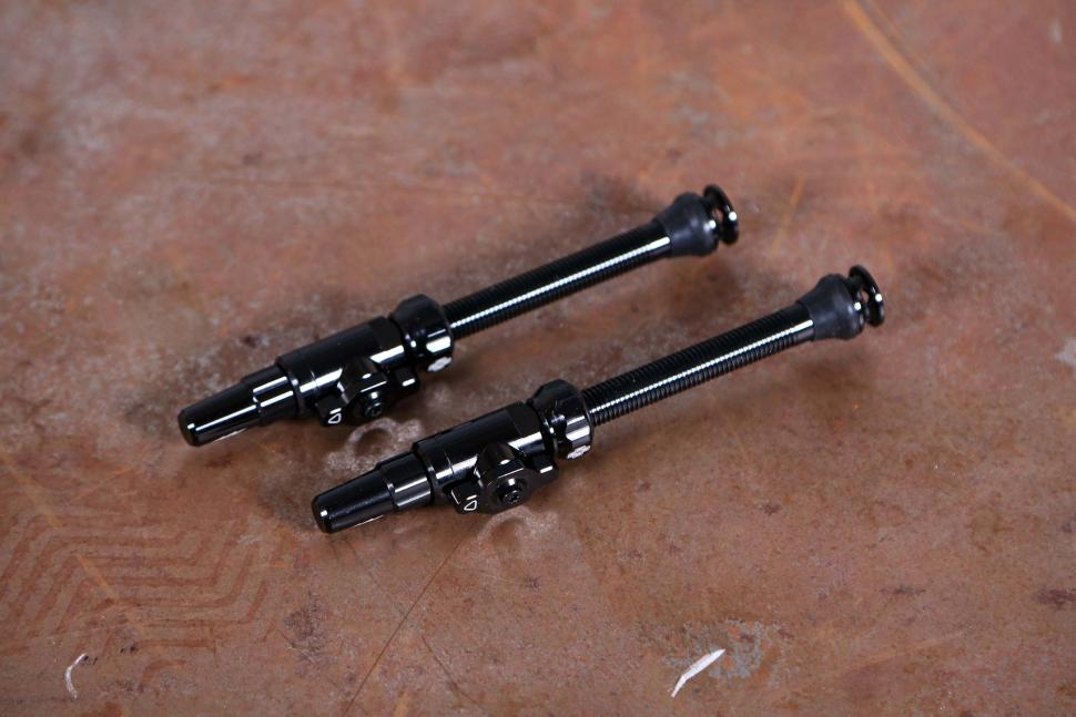 2024 muc big bore lite tubeless valves