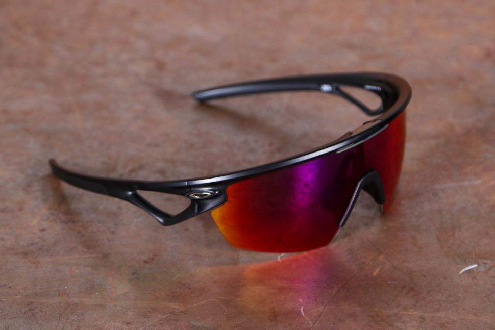 2024 Oakley Sphaera sunglasses - 2.jpg