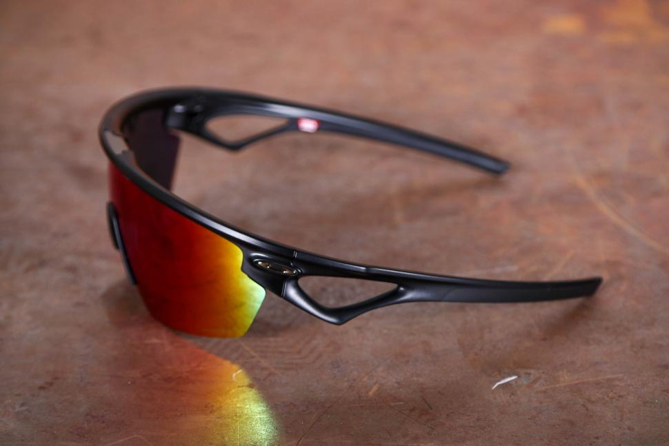 2024 Oakley Sphaera sunglasses - side.jpg