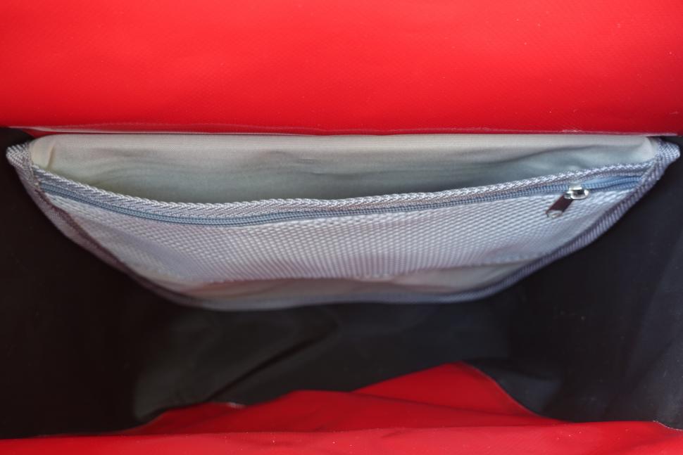 2024 Ortlieb Back-Roller interior 1.jpeg