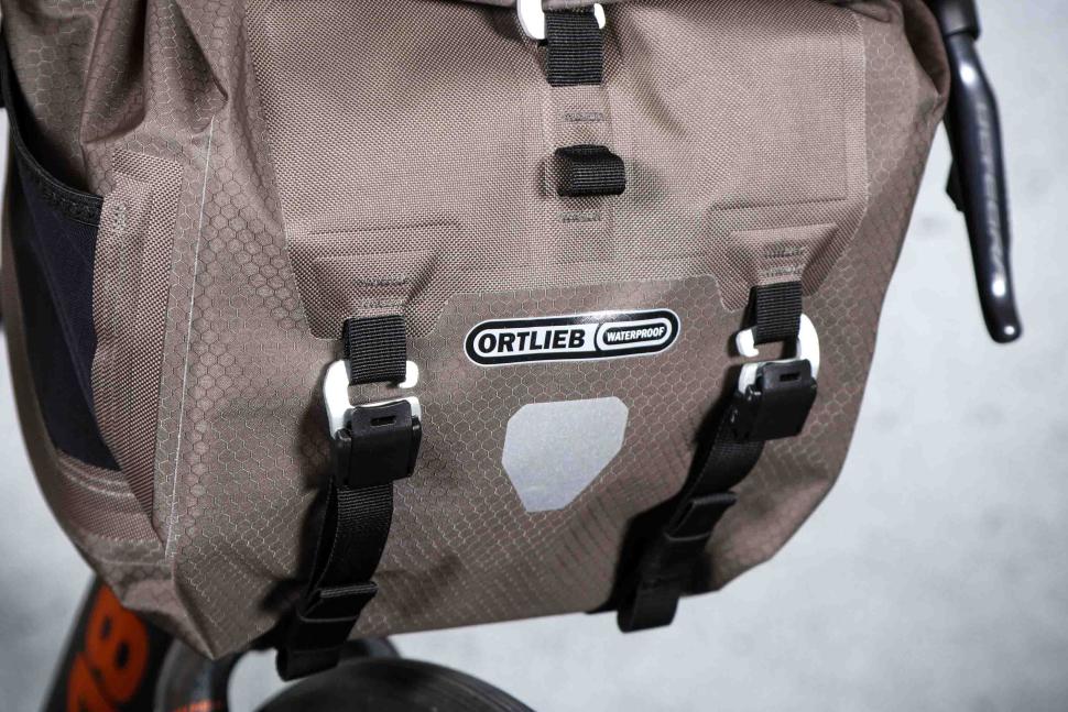 2024 Ortlieb Handlebar-Pack QR - front detail.jpg