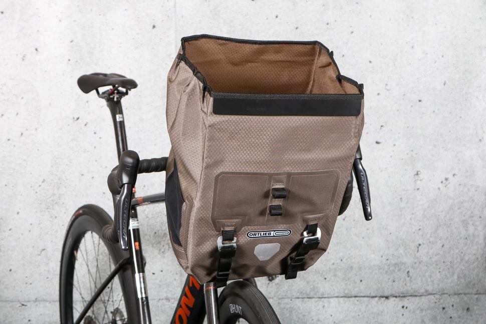 2024 Ortlieb Handlebar-Pack QR - open.jpg