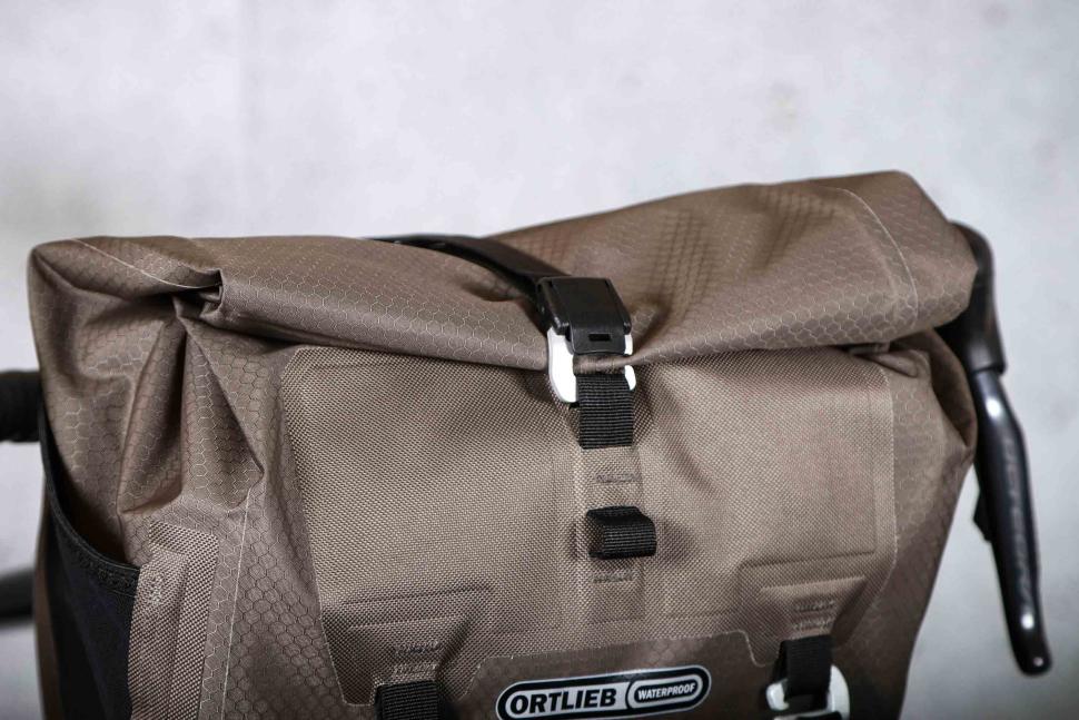 2024 Ortlieb Handlebar-Pack QR - top.jpg