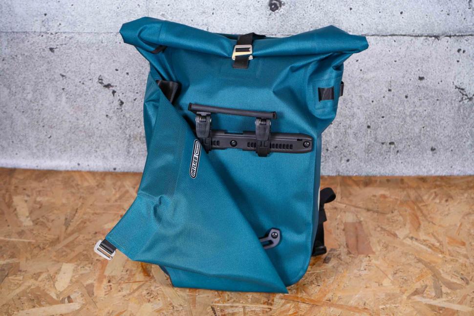 2024 Ortlieb Vario - pannier fixings cover 1.jpg