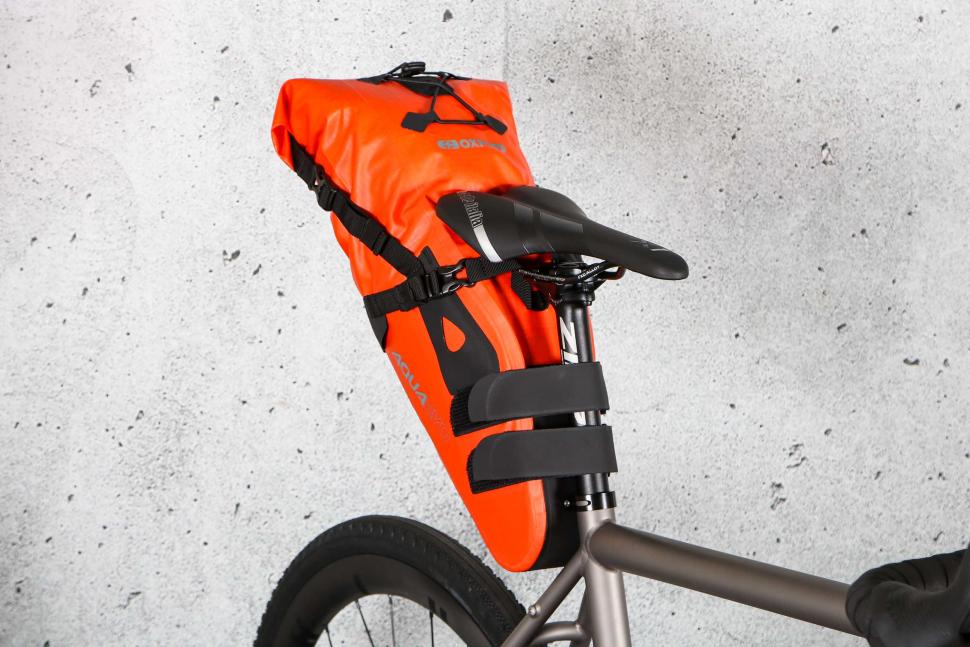 2024 Oxford Aqua Evo Adventure Seat Pack - from front.jpg