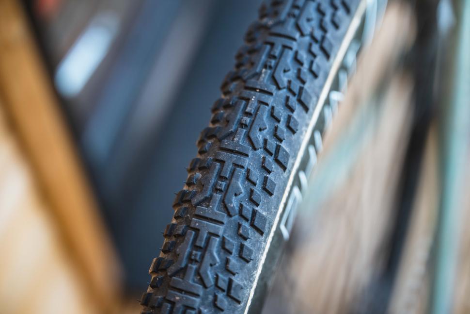 2024 Panaracer Gravelking X1 R-Line on Rim4.jpg