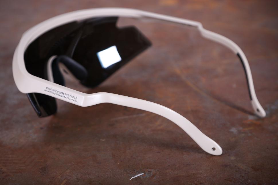 2024 PEdALED x Alba Optics Mantra Sunglasses Light Grey - arm.jpg