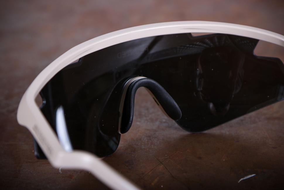 2024 PEdALED x Alba Optics Mantra Sunglasses Light Grey - nose piece.jpg