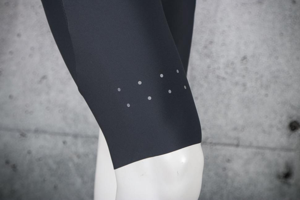2024 Pedla SuperFit 2.0 Bib short - cuff reflective detail.jpg