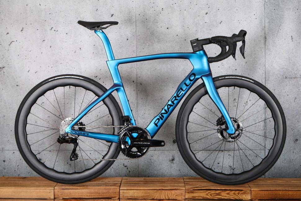 2024 Pinarello Dogma F Dura Ace Di2.jpg