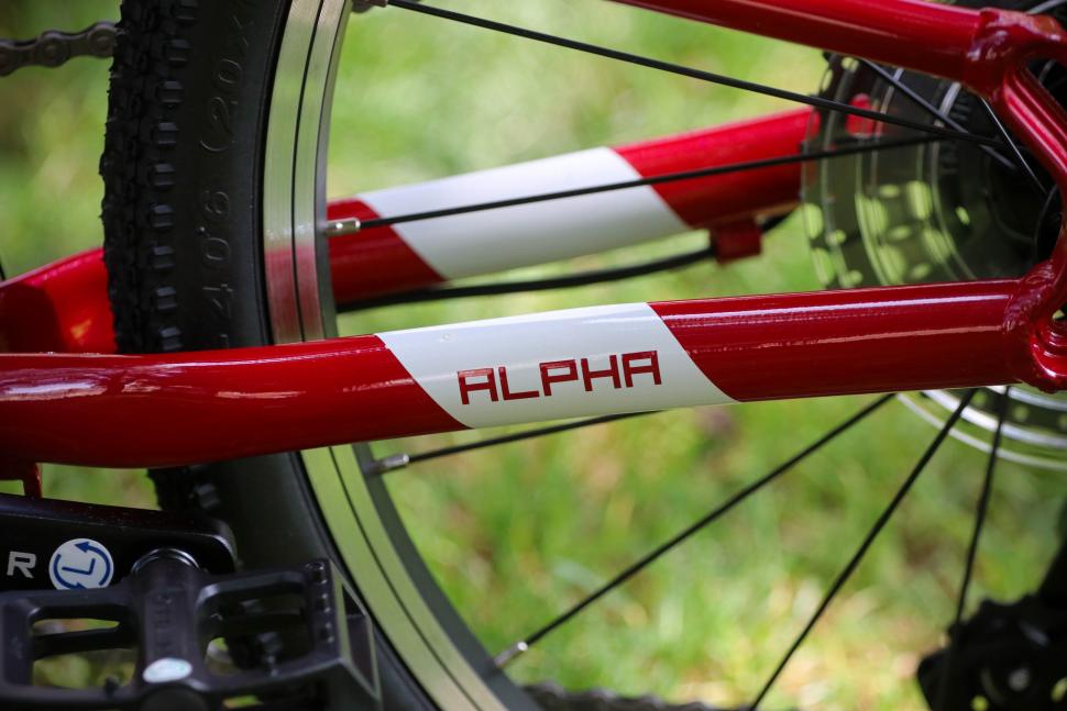2024 Prevelo Alpha Three 20-inch - chain stay.jpg