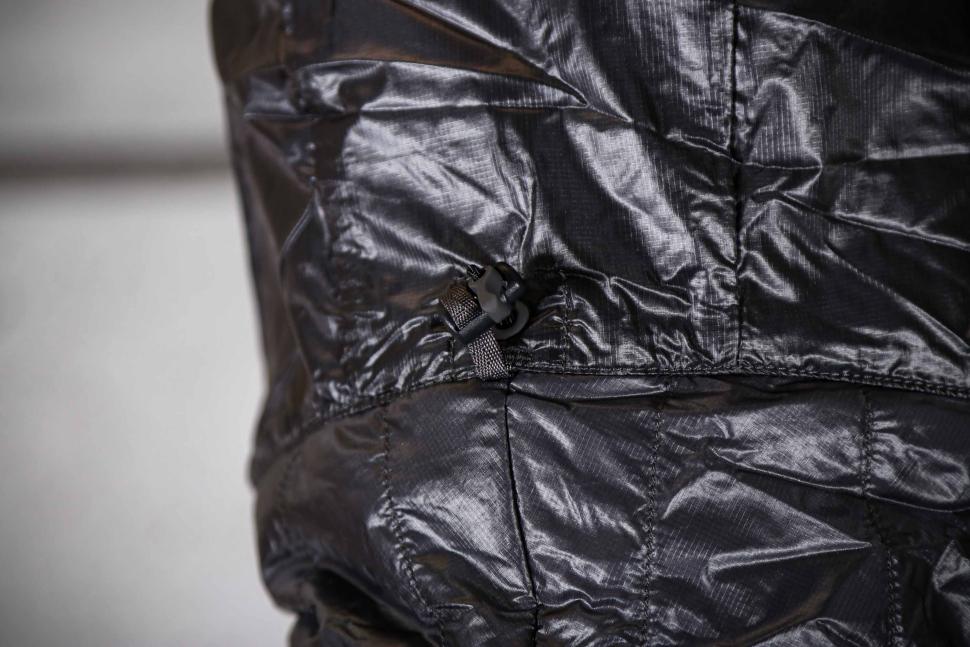 2024 Rapha Mens Explore Hooded Lightweight Down jacket - hood toggle.jpg