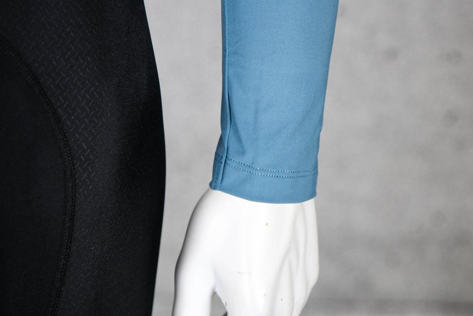 2024 Rapha Men's Pro Team Long Sleeve Lightweight Jersey - cuff.jpg