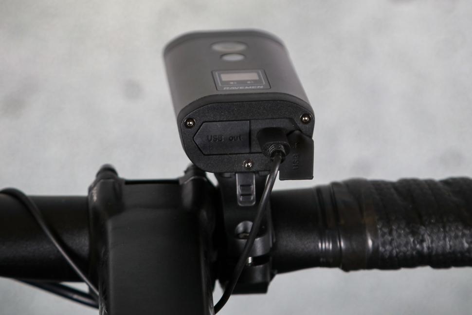 2024 Ravemen PR1400 - remote cable.jpg