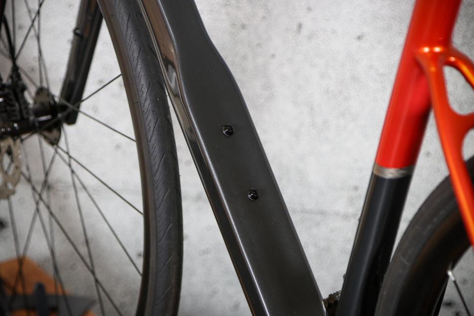 2024 Ribble Allroad SL - down tube bosses.jpg