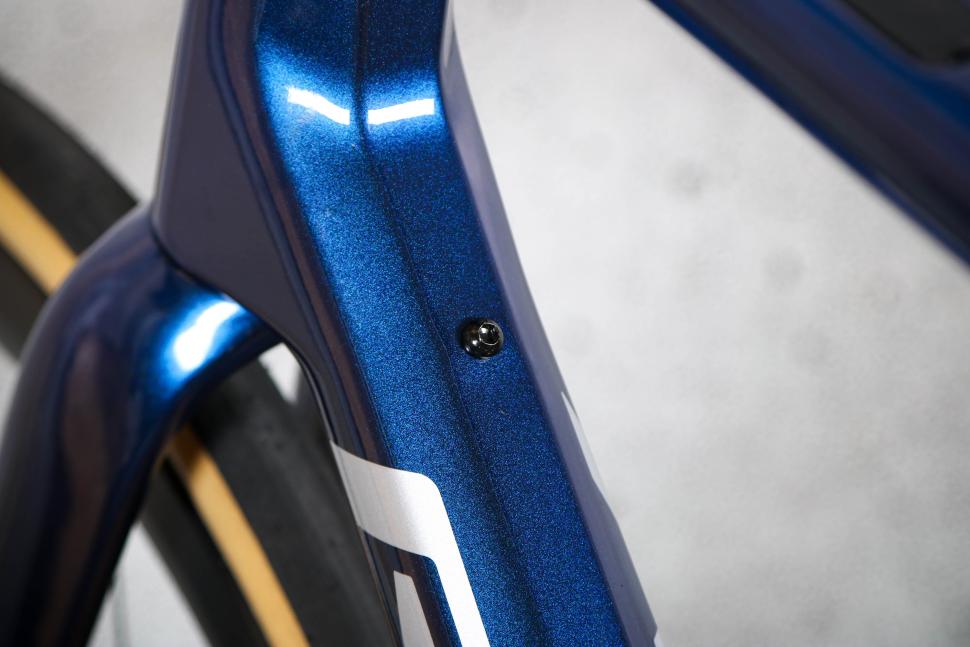 2024 Ridley Grifn RS - downtube detail.jpg