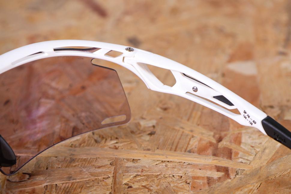 2024 Rudy Project Tralyx + White Gloss - ImpactX Photochromic 2 Laser Purple - hinge inside.jpg