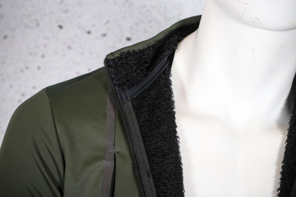 2024 Santini Vega+ Winter Jacket - inside.jpg
