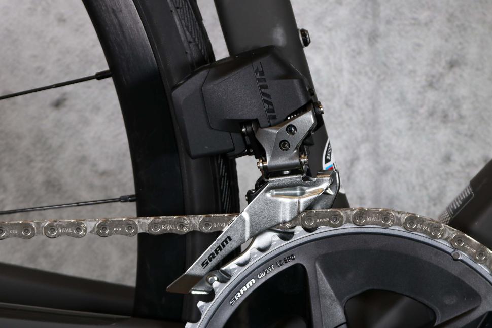 2024 Scott Addict RC 30 - front mech.jpg