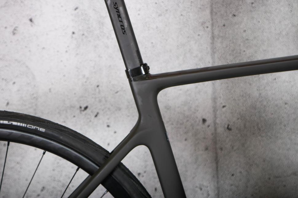 2024 Scott Addict RC 30 - seattube junction.jpg