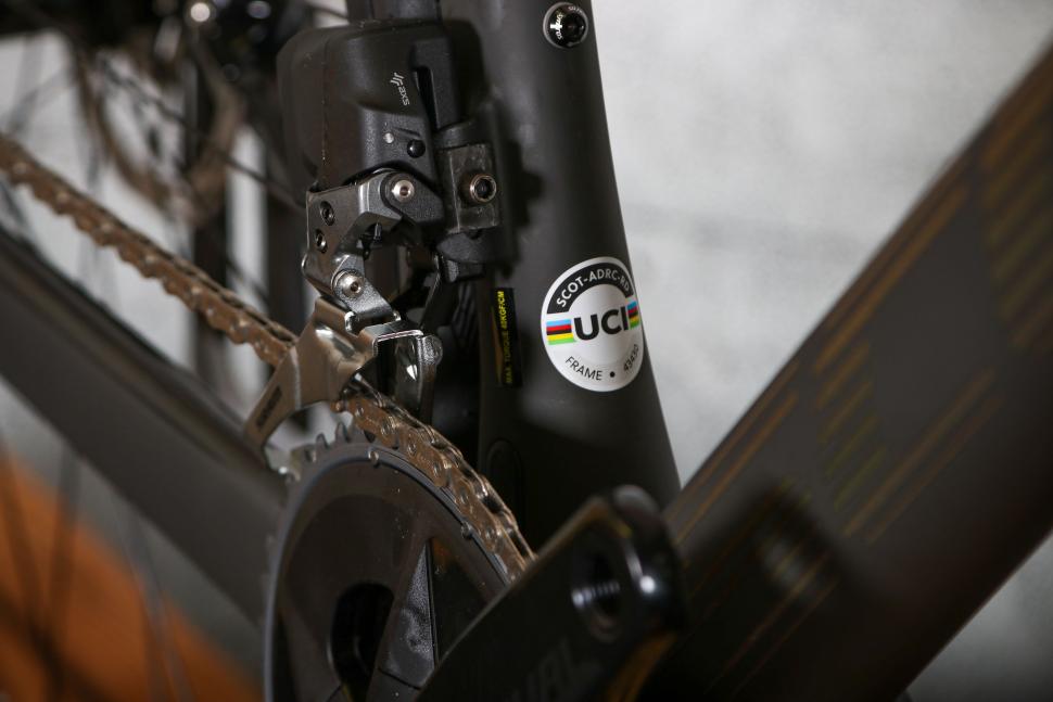 2024 Scott Addict RC 30 - UCI sticker.jpg