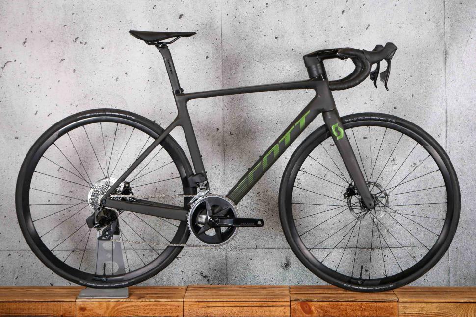 2024 Scott Addict RC 30.jpg