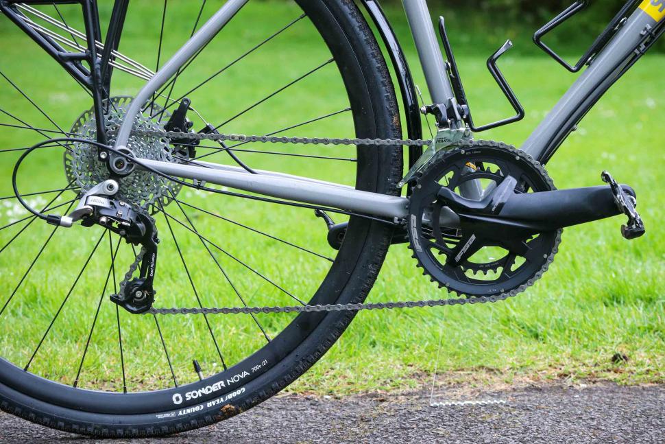 2024 Sonder Santiago Rival 22 Grand Tourer - drivetrain.jpg