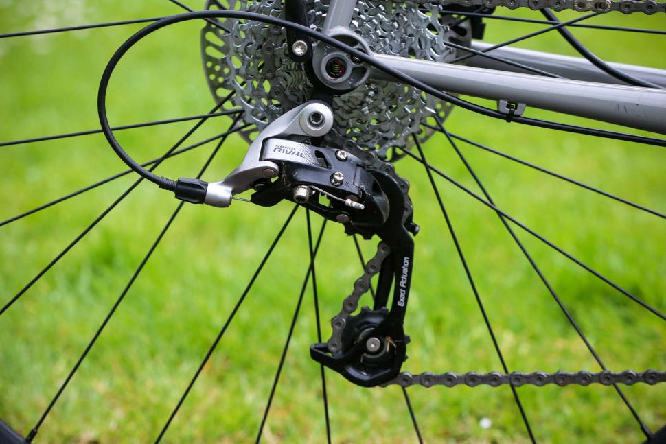 2024 Sonder Santiago Rival 22 Grand Tourer - rear mech.jpg