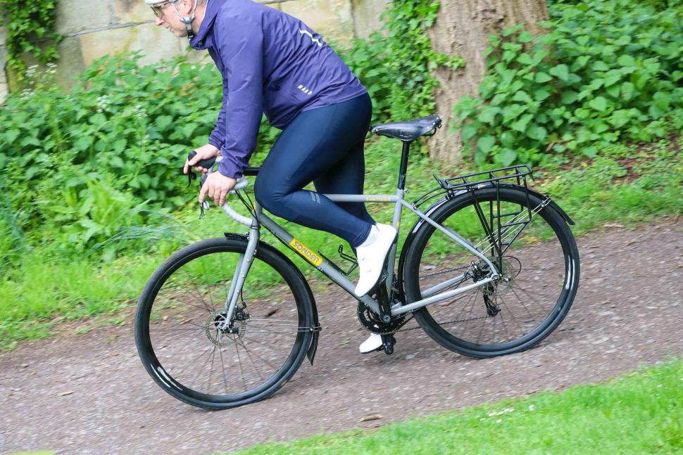2024 Sonder Santiago Rival 22 Grand Tourer - riding 5.jpg