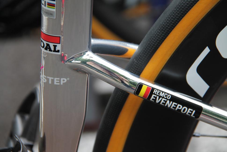 2024 Specialized Tarmac SL8 chrome finish, Remco Evenepoel, Dauphine  - 18.jpeg