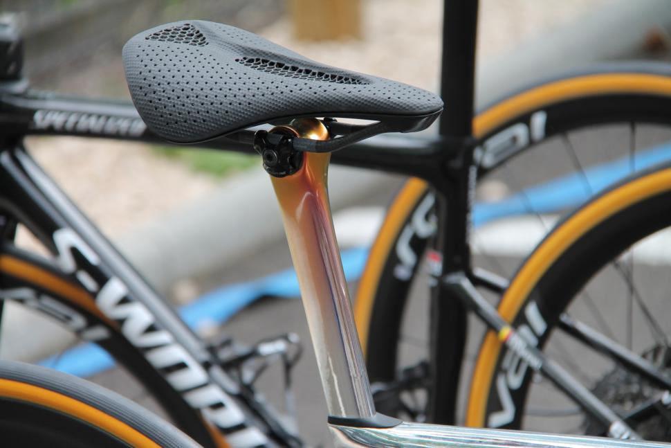 2024 Specialized Tarmac SL8 chrome finish, Remco Evenepoel, Dauphine  - 27.jpeg