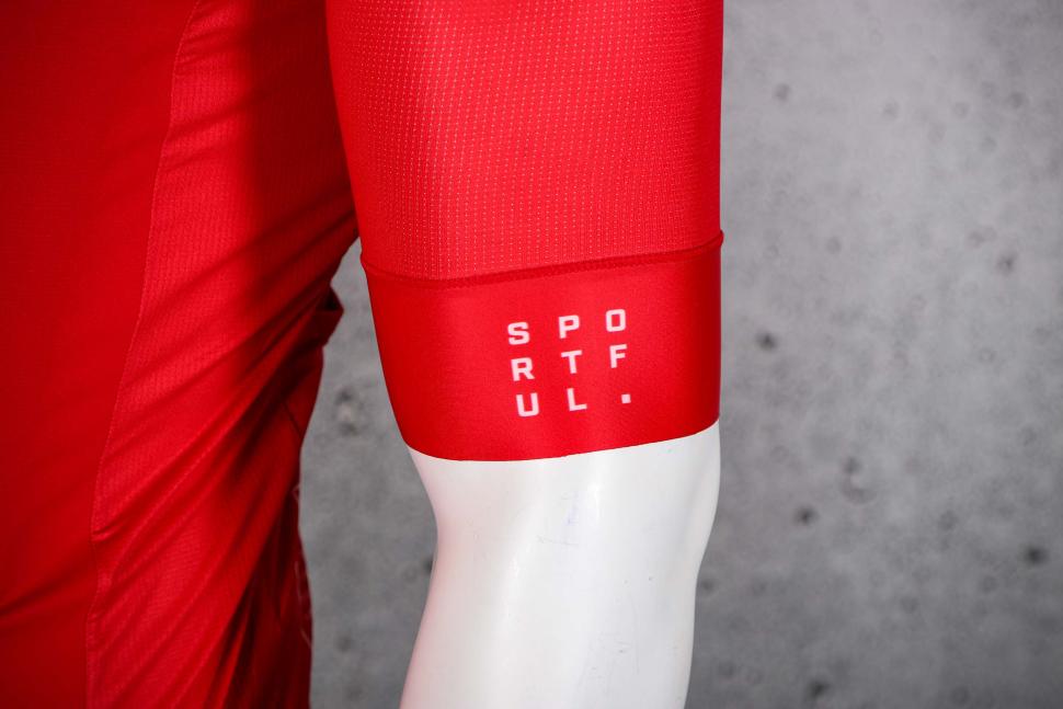 2024 Sportful SRK Jersey - cuff 2.jpg