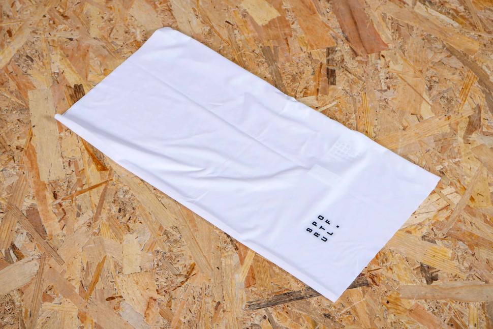 2024 Sportful SRK Neck Warmer - 3.jpg