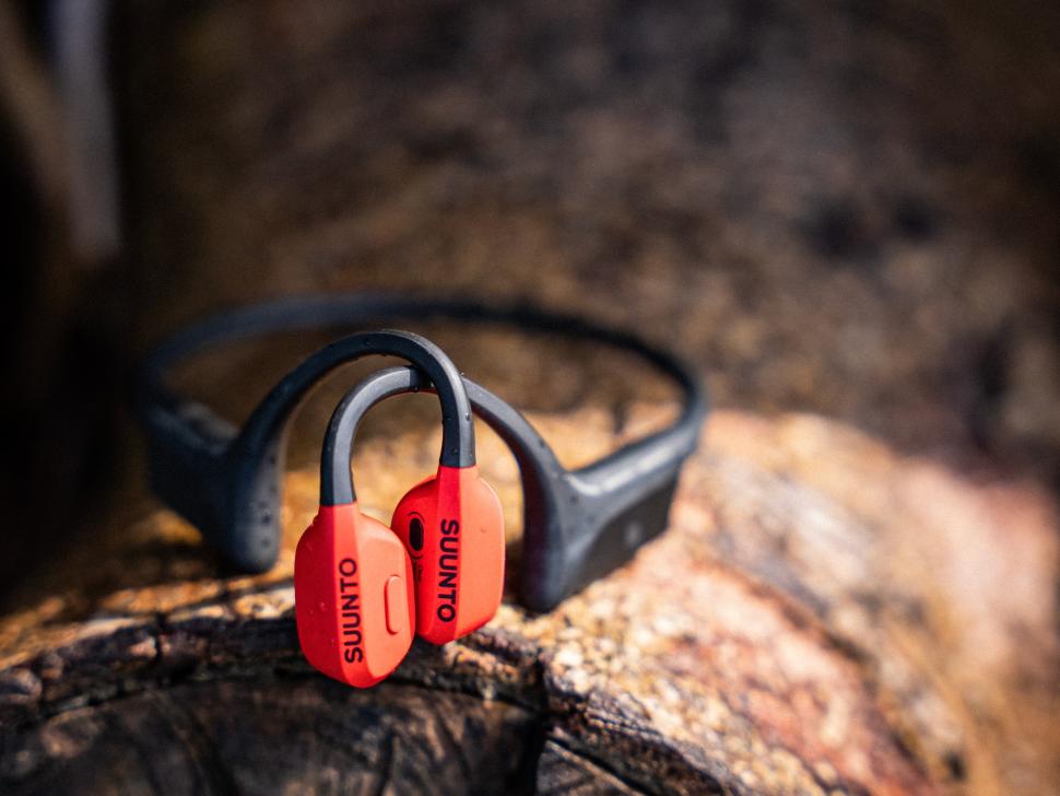 2024 Suunto Wing Wing open-ear bone conduction headphones - 2 (1)