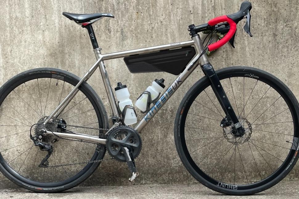 2024 Tailfin Frame Bag Sizing Tool Tripster 3.5l Wedge.jpg