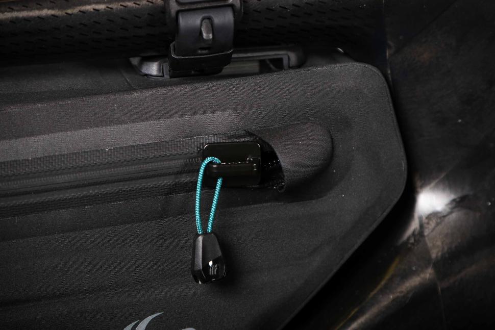 2024 Tailfin Frame Bag - zip detail.jpg