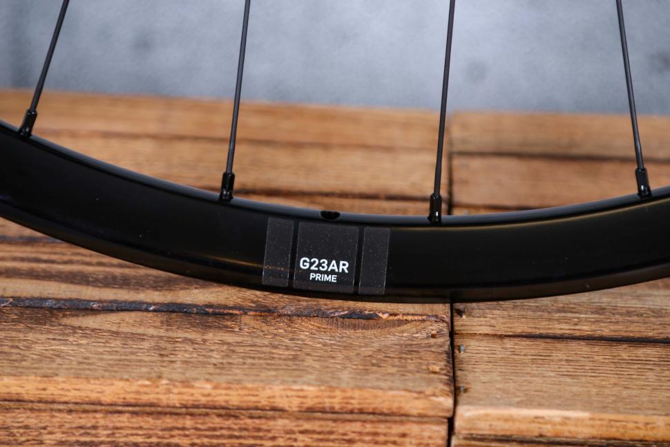2024 Token G23 Black 700C Gravel Wheelset - rim detail.jpg