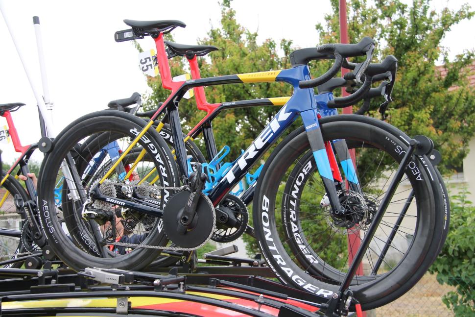 2024 Trek Madone 8th Gen Dauphine - 7.jpeg