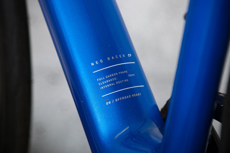 2024 Van Rysel NCR CF Apex - frame detail.jpg