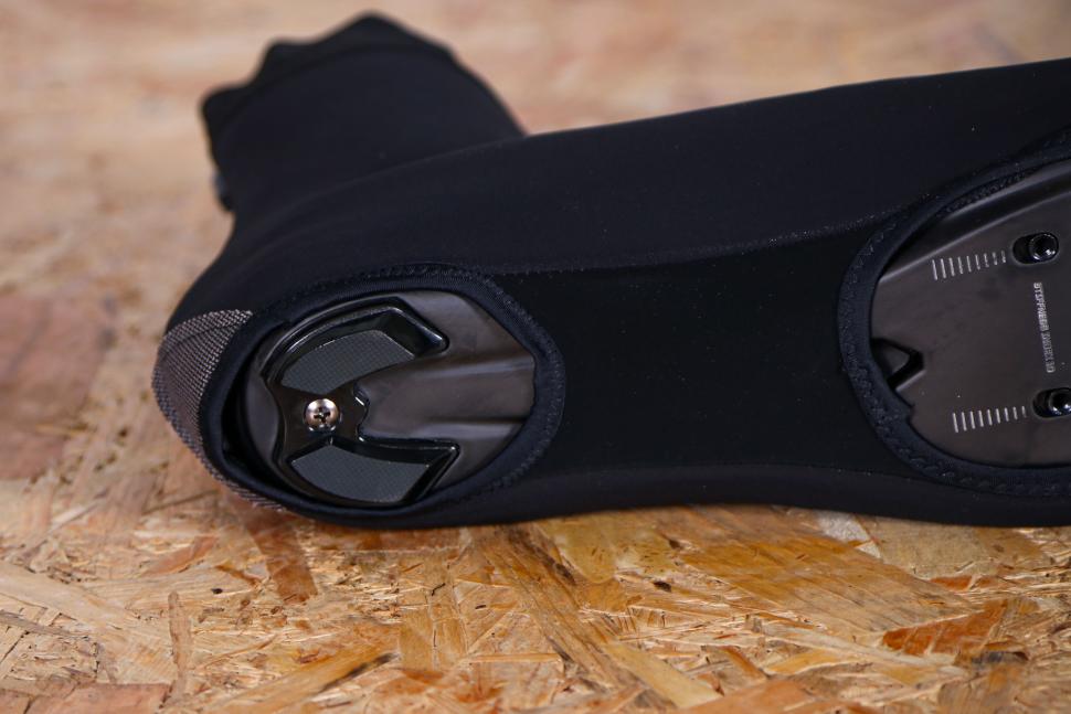 2024 Velocio ZERO+ Bootie - sole heel.jpg