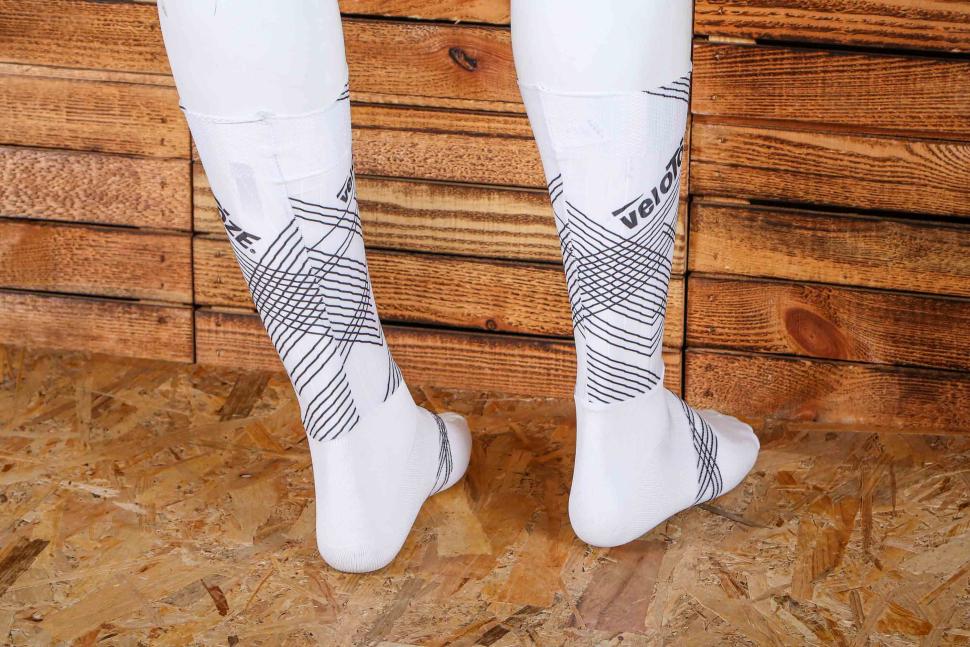 2024 VeloToze Aero Socks Extra Tall - XT - back.jpg