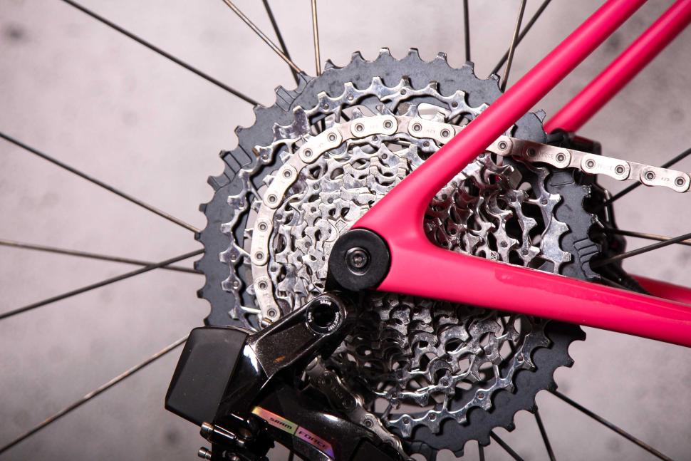 2024 Vielo V+1 Race Edition Force AXS XPLR - cassette.jpg