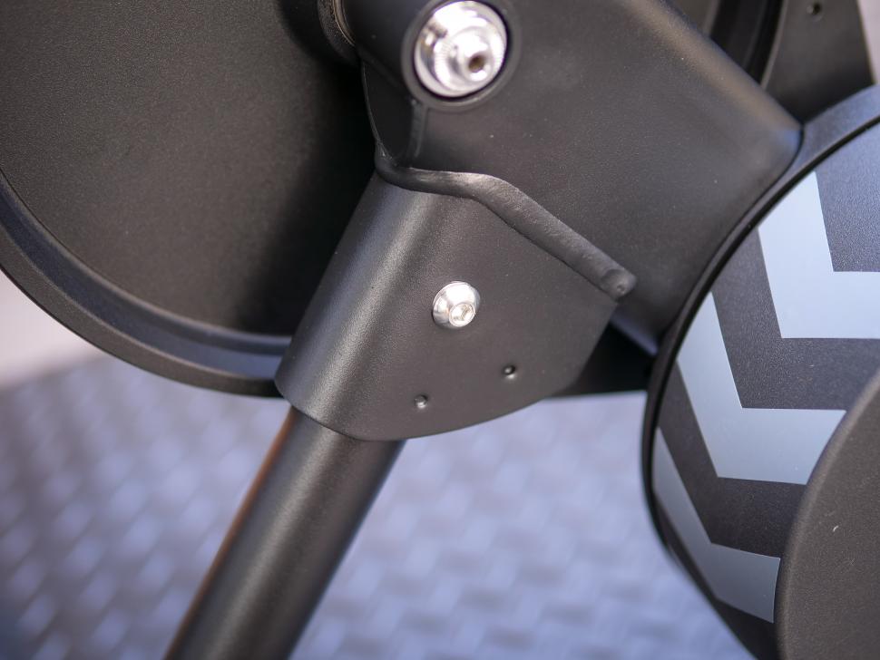 2024 Wahoo KICKR Core Zwift One - leg hinge.jpg