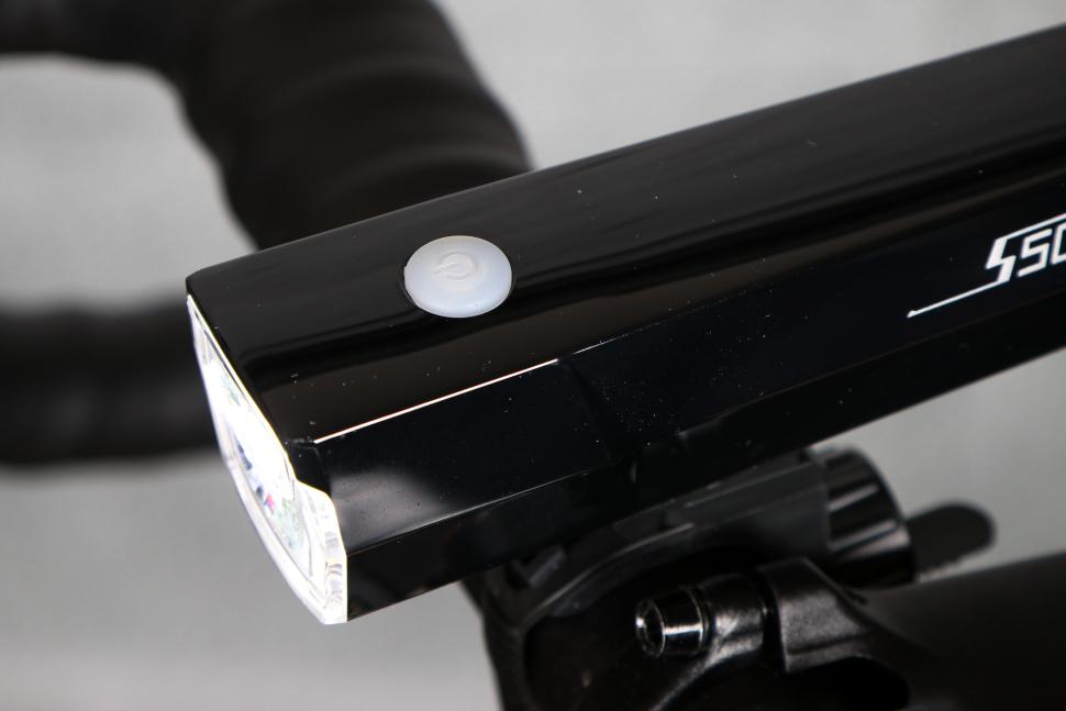 2024 Zoopabaus SC500CF Front Bike Light - works with Apple Find My - button.jpg
