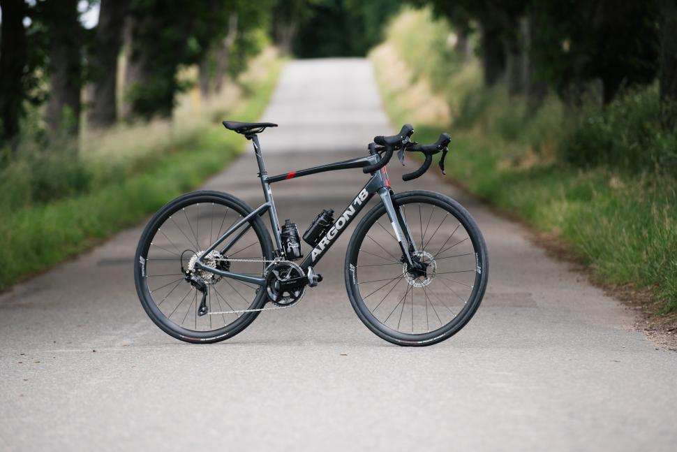 Argon 18 Equation hero