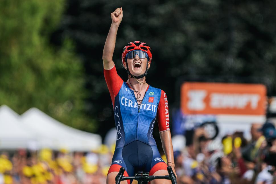 Cédrine Kerbaol wins stage six, 2024 Tour de France Femmes