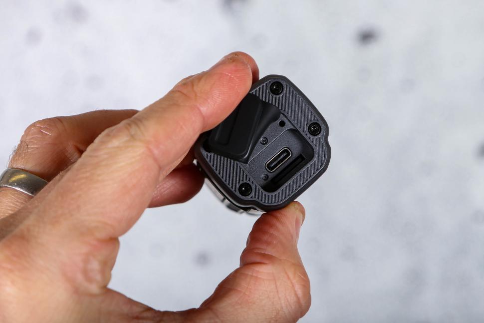 2025 AKEEYO 4K UHD Bike Camera - USB port.jpg