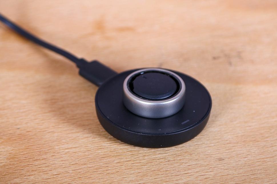 2025 Amazfit Helio Ring - on charger.jpg